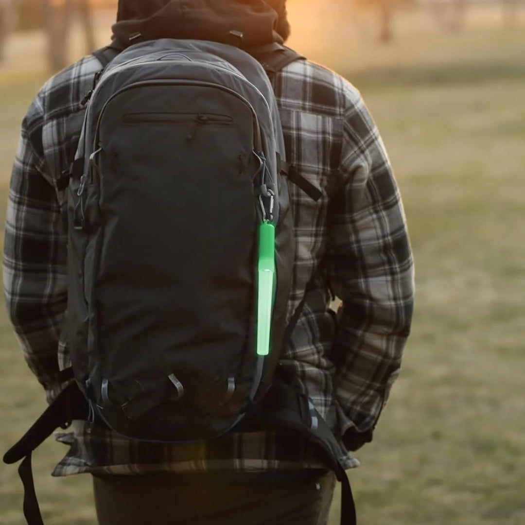 Coghlan's LED Lightstick Green – Portable Glowstick for Emergency, Camping, and Safety