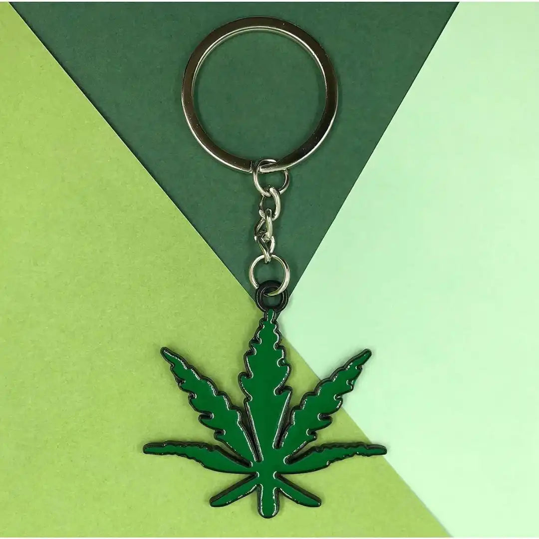 Marijuana Weed Leaf Keyring – Green Metal Cannabis Keychain