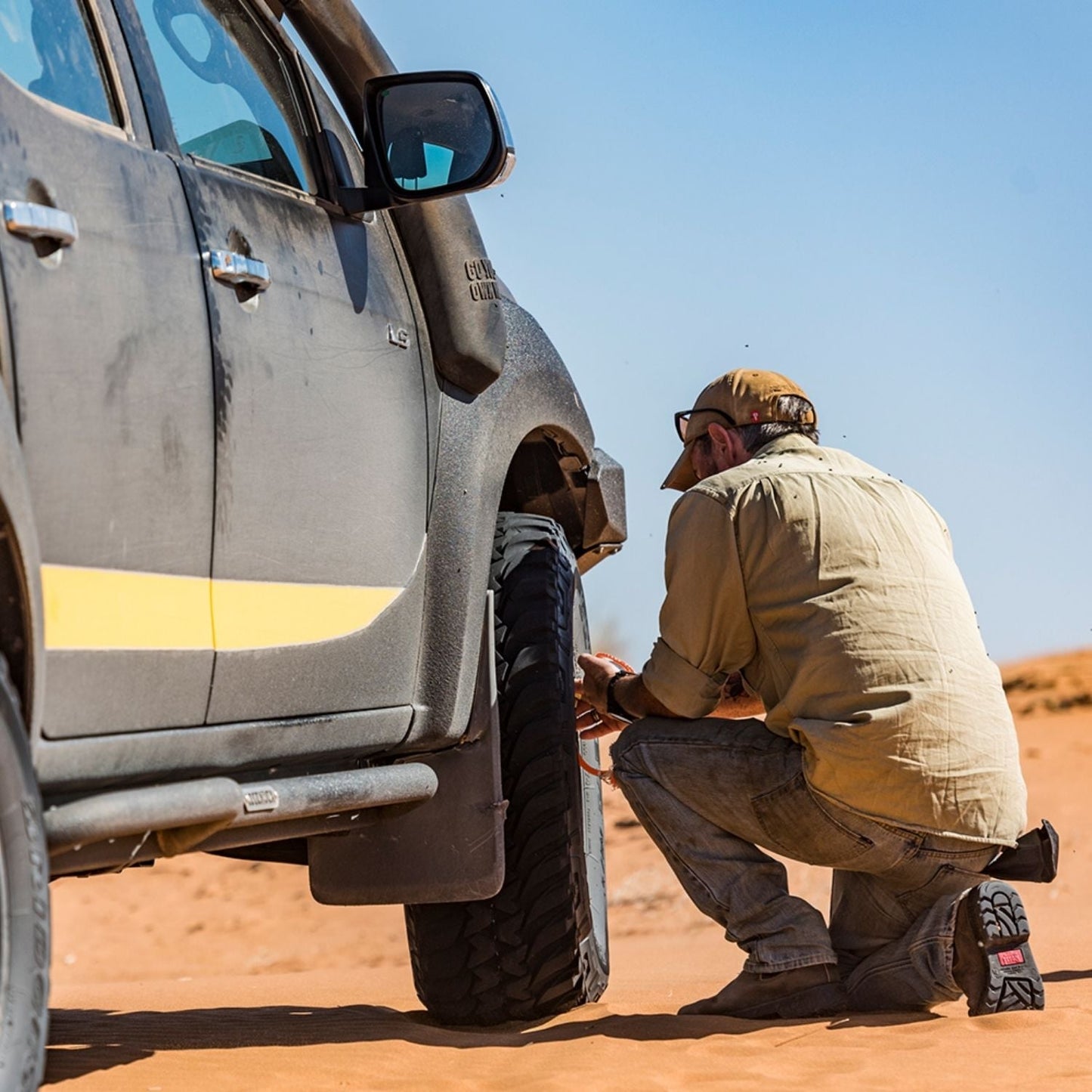 Adventure Kings Tyre Gauge | Kwiky | Quick-Connect | Accurate | Reliable Full Throttle Pakistan